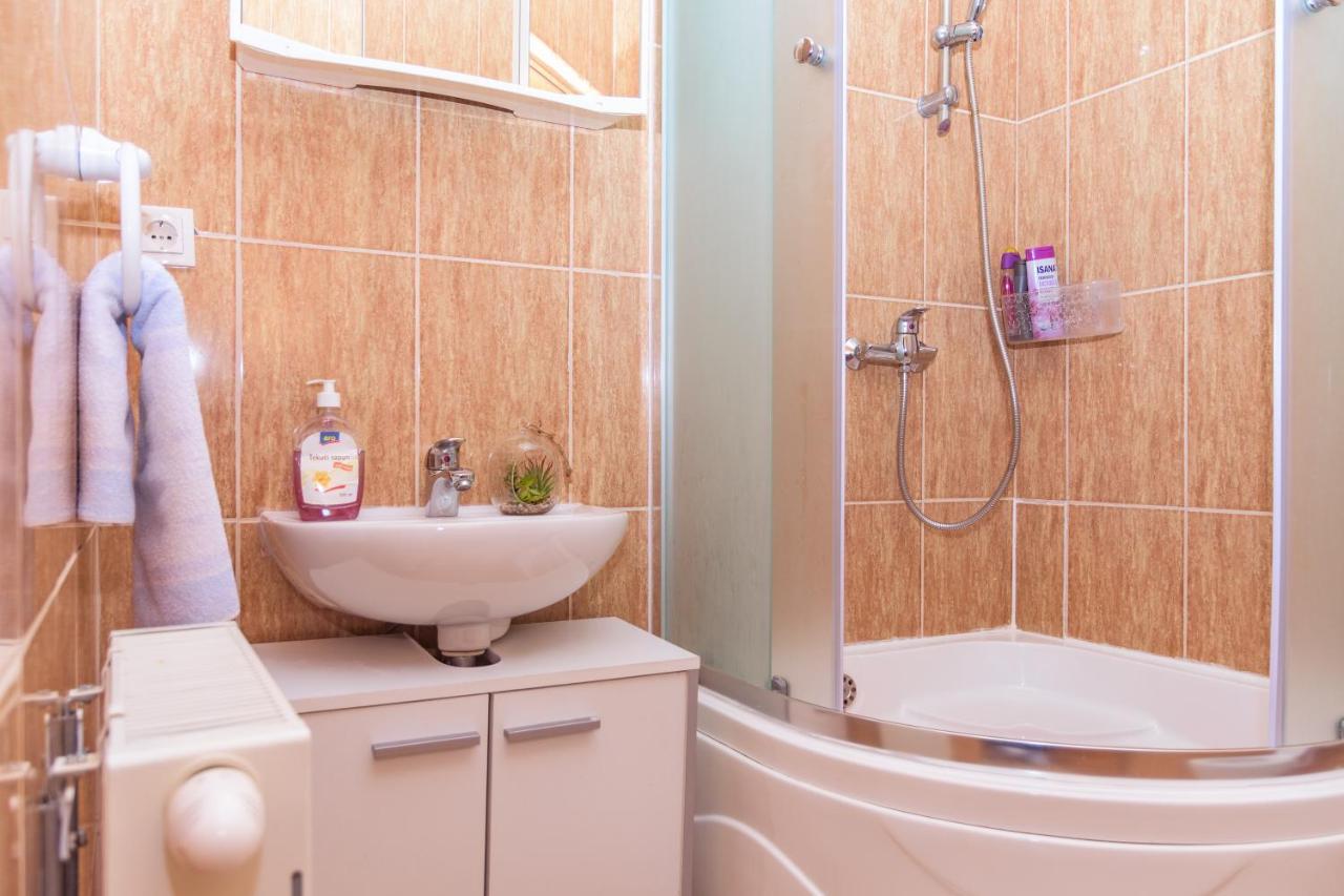 Villa Dijana Gračac Buitenkant foto